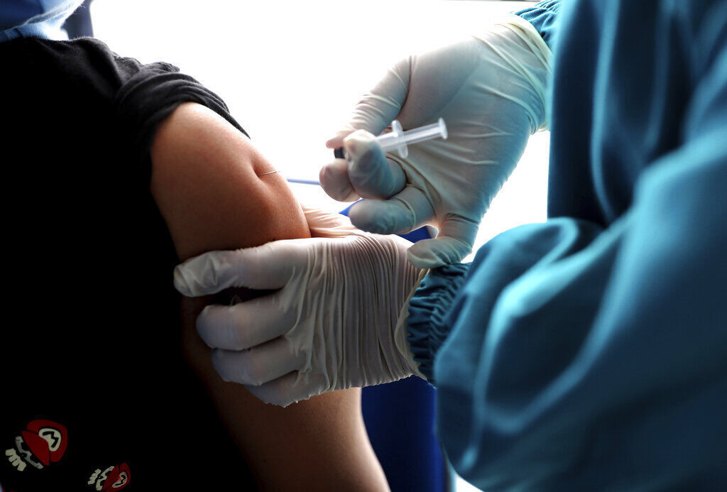 APTOPIX Virus Outbreak Indonesia
